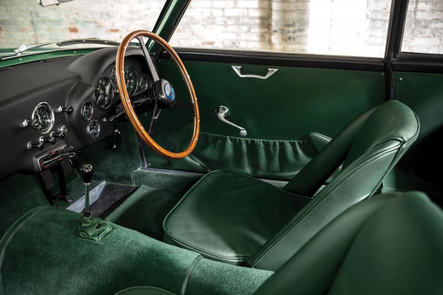 Интерьер Aston Martin DB4 GTZ 1960 года  (UK) (фото 4 из 47)